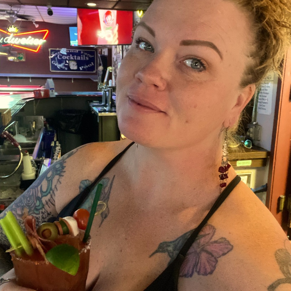 Meet your Posher, Angelique